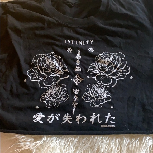 Black crop top from UO - Picture 2 of 2